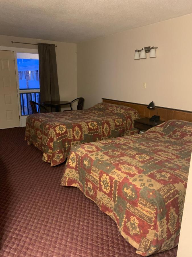 Cold Lake Airways Motel المظهر الخارجي الصورة